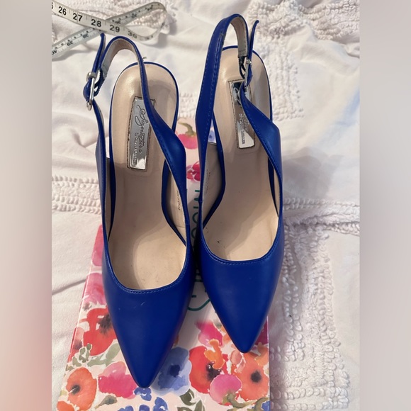 Signature By Olivia Miller Blue Heels             Shoes Sz 8 - Picture 2 of 6